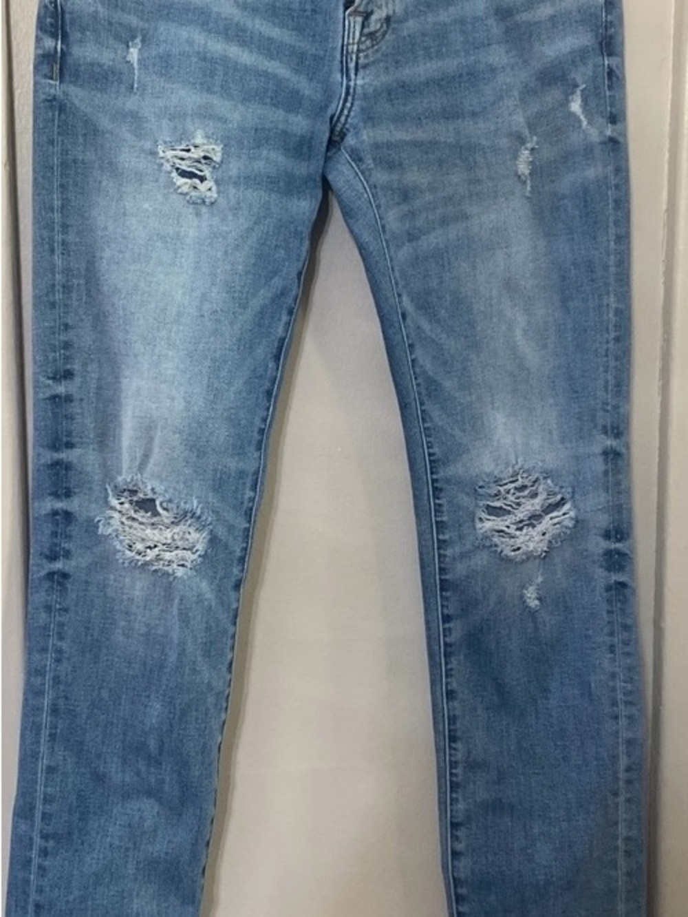 Men's Distressed Light Blue Jeans